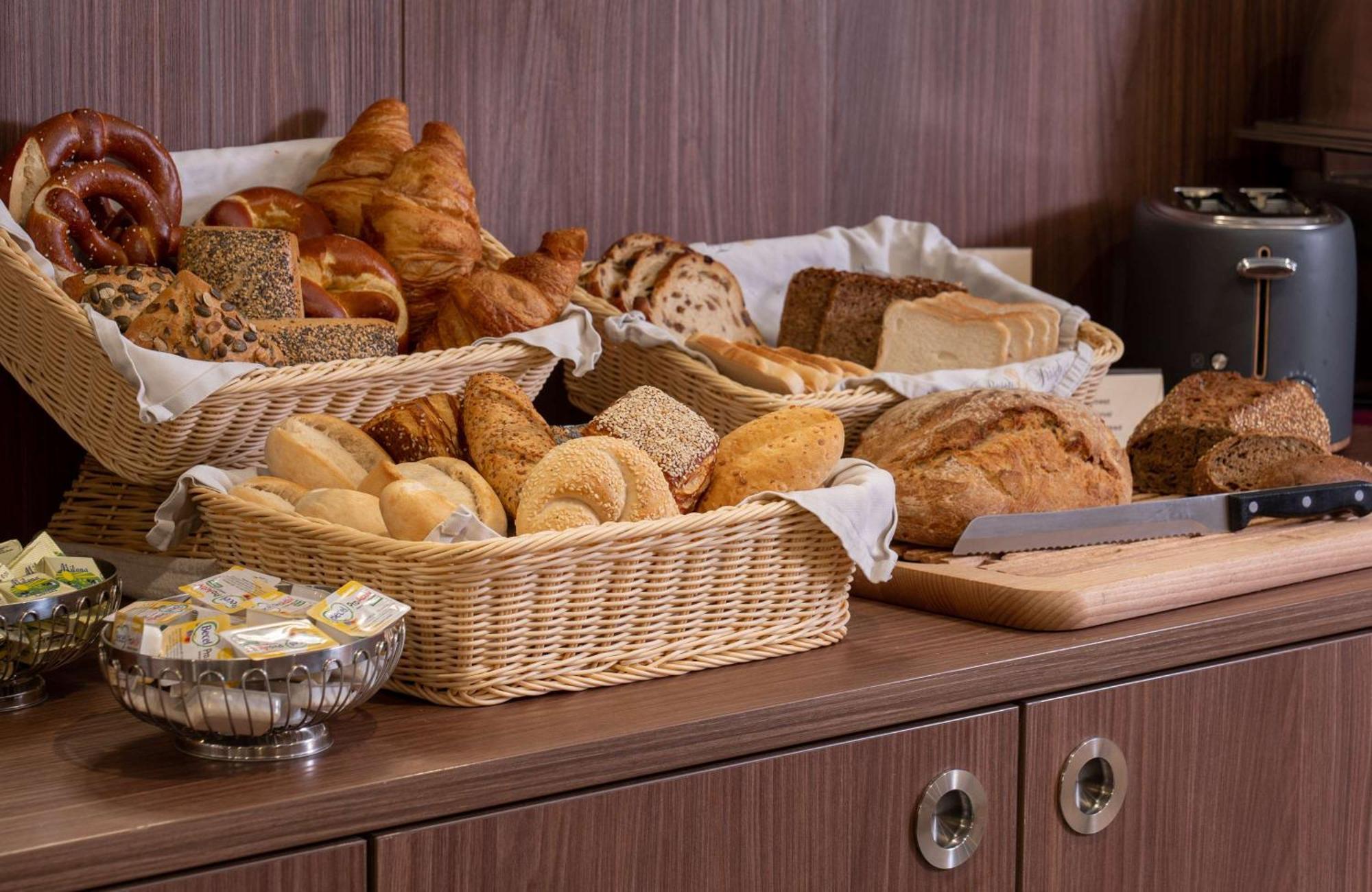 Best Western Comfort Business Hotel Duesseldorf-Neuss Bagian luar foto